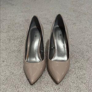 Women's Tan Pumps